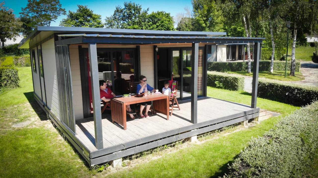 Hotel Camping Des Loisirs Évron Pokoj fotografie